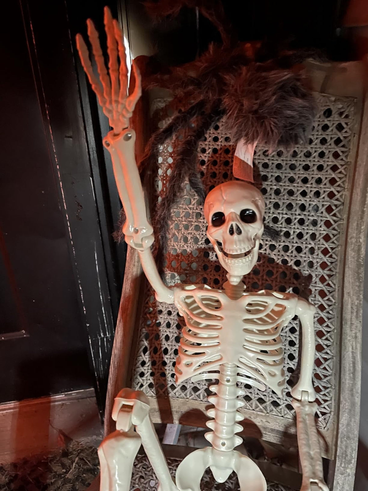 AGCAN 4 Packs Posable Halloween Hanging Skeleton Decoration, 16 Inch Halloween Decorations with Movable Joints for Graveyard Haunted House Props Decor Indoor Outdoor