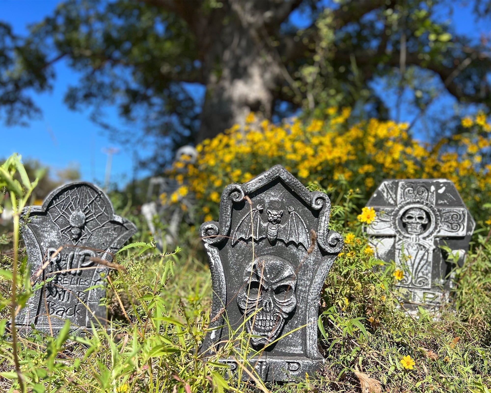 Gamexcel 3-Pack Large 17" Halloween Foam RIP Tombstones with Stakes - Graveyard Lawn Decorations for Spooky Haunted House Decor