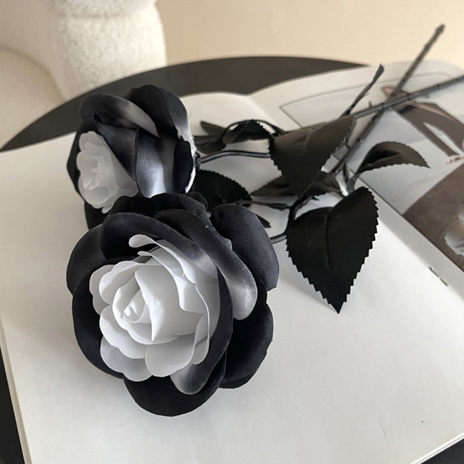 AZXY Halloween Decor, Halloween Indoor Decor, Halloween Tabletop, Artificial White Silk Rose Stems, Gothic Fake Floral Bouquet, Halloween Decorations for Home Table Party Decor