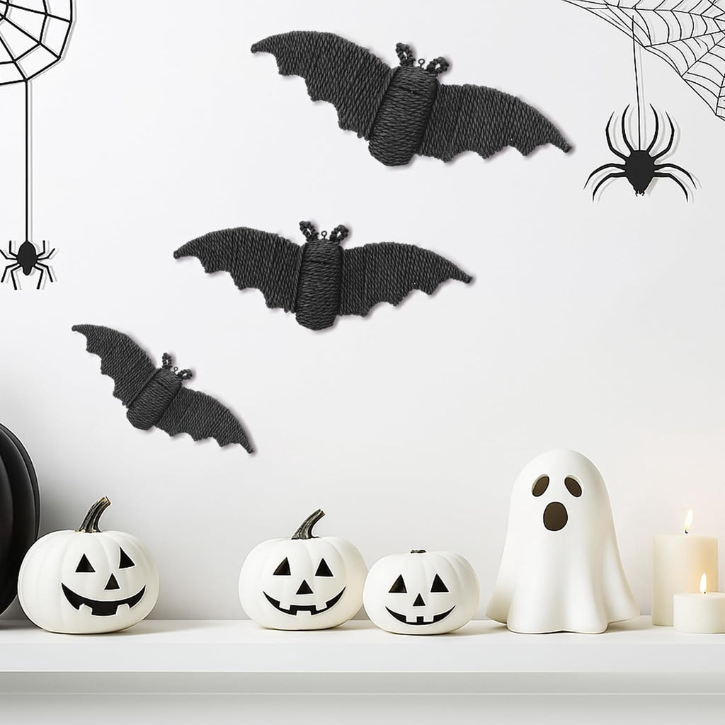 3 Pcs Woven Rattan Bat Wall Hanging Halloween Decor, 3D Scary Handcrafted Black Rope Bats, Rustic Natural Farmhouse Halloween Creepy Decorations for Home Fireplace Door, 13.39/11.81/9.84 Inch