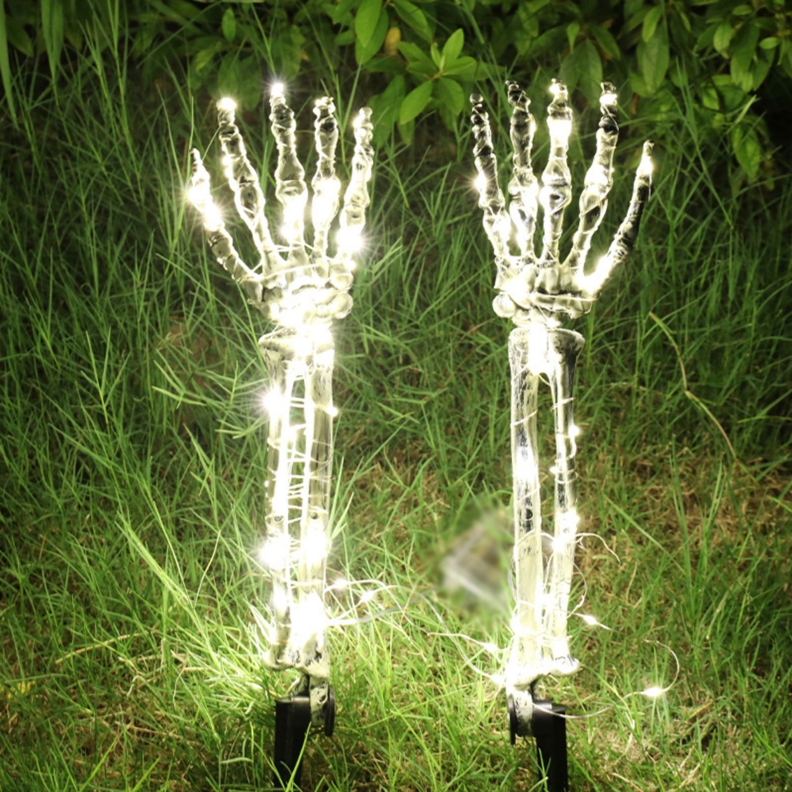 AuroraX Halloween Skeleton Hand Stake Skeleton Hand Solar Light LED Outdoor Battery Operated Waterproof Halloween Decorations for Yard Green