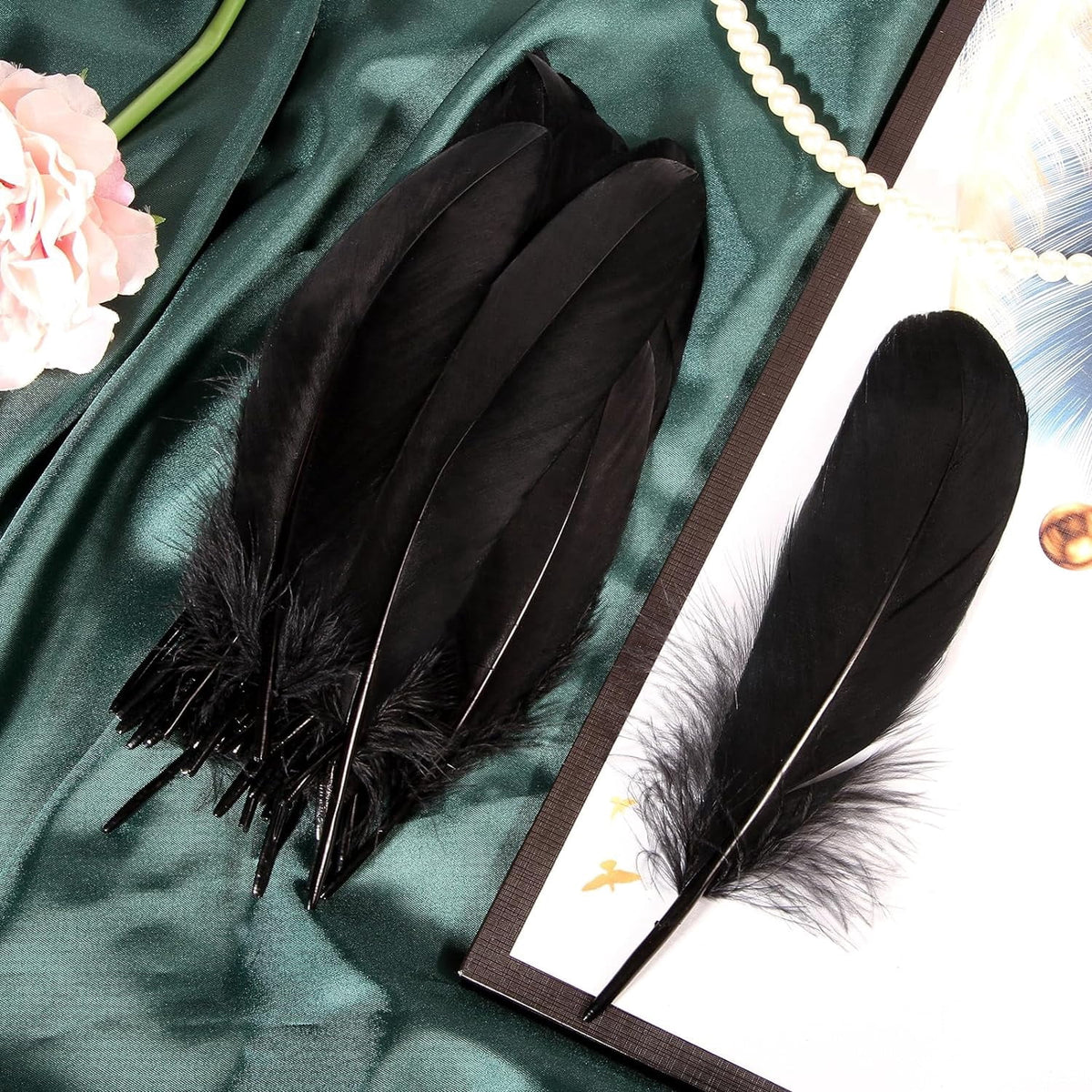 600PCS Red Feathers, 3-4.7 inch Feathers Bulk for DIY Crafts Wedding Halloween Costume Party Decorations Dream Catcher Supplies
