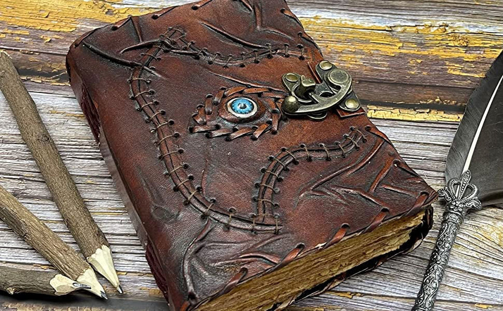 Hocus Pocus Book Of Spells, Hocus Pocus Spell Books , Prop Hocus Pocus Gifts Halloween Decorations Decor, Book Of Shadows Decoration 7x5 inch (200 Pages)