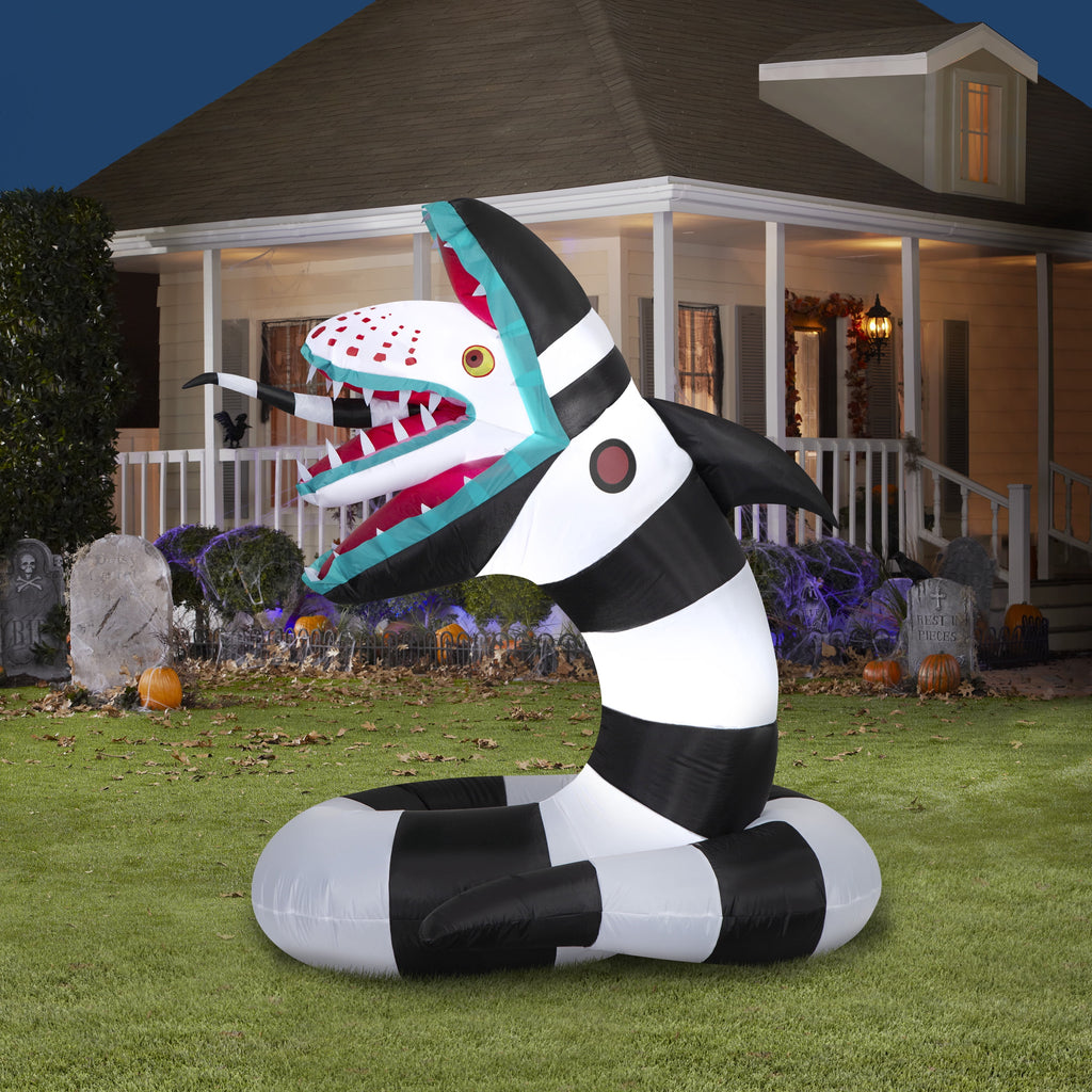 Airblown Halloween Light Beetle Juice Sandworm Medium Warner Bros. 4.5 ft Inflatable